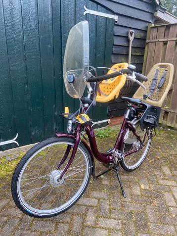 Sparta Amazone moederfiets, inclusief 2 fietsstoeltjes.