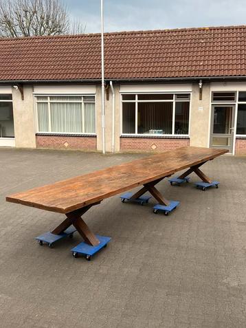 Eettafel Frans eiken antiek 600cm