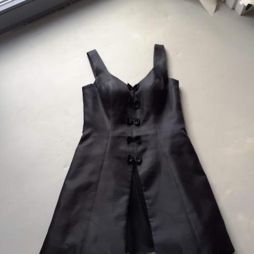zwart zijden cocktailjurk, petticoat, 36/38 Frans design, Kleding | Dames, Gelegenheidskleding, Zo goed als nieuw, Cocktailjurk