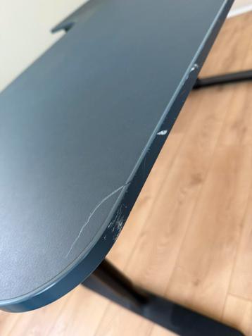 Ikea hoekbureau Bekant donkerblauw zwart - afbeelding 3 Ikea hoekbureau Bekant donkerblauw zwart - afbeelding 3