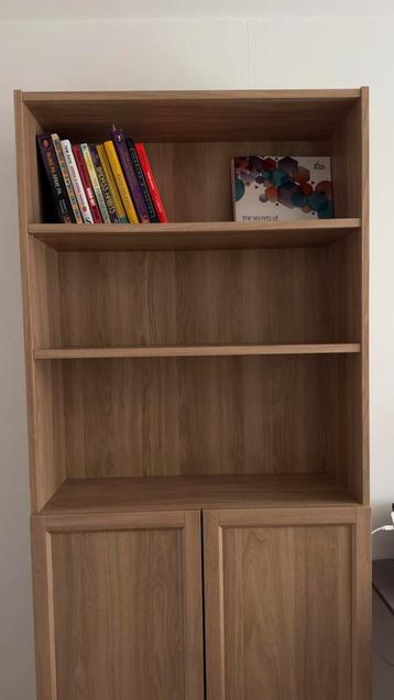 IKEA Billy Oxberg boekenkast met deuren, eikenpatroon - afbeelding 2 IKEA Billy Oxberg boekenkast met deuren, eikenpatroon - afbeelding 2