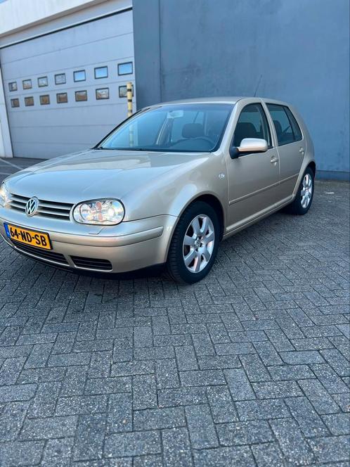 Volkswagen Golf 1.6 77KW 2003 Beige, Auto's, Volkswagen, Bedrijf, Golf, ABS, Airbags, Airconditioning, Android Auto, Boordcomputer