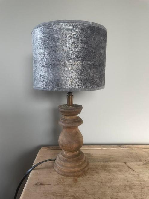 Baluster lampje met lampkampje, Huis en Inrichting, Lampen | Tafellampen, Nieuw, Minder dan 50 cm, Hout, Ophalen of Verzenden