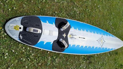 Jp freeride surfplank, Watersport en Boten, Windsurfen, Gebruikt, Plank, 250 tot 300 cm, Met vin(nen), Ophalen