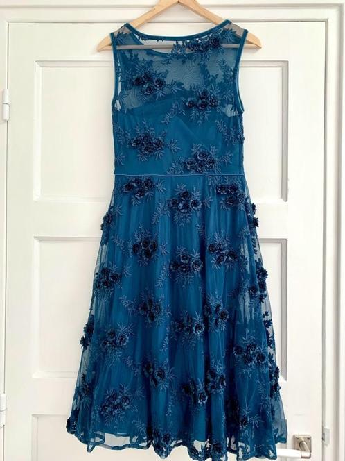 Phase Eight blauwe jurk met bloemen - Maat 36, Kleding | Dames, Jurken, Zo goed als nieuw, Maat 36 (S), Blauw, Knielengte, Ophalen of Verzenden