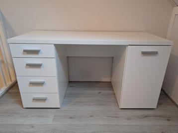 Bureau - Kantoormeubel