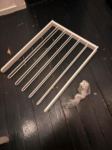 Broekenrek Ikea Pax 50cm uitschuifbaar - afbeelding 1 Broekenrek Ikea Pax 50cm uitschuifbaar - afbeelding 1