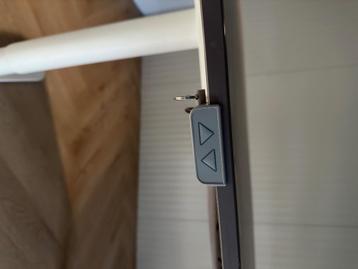 Ikea bekant zit sta bureau elektrisch verstelbaar - afbeelding 3 Ikea bekant zit sta bureau elektrisch verstelbaar - afbeelding 3