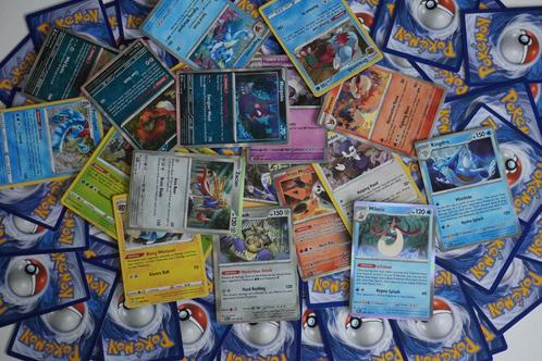 50 Pokemon kaarten bundle gegarandeerd 5 shiny kaarten!, Verzamelen, Speelkaarten, Jokers en Kwartetten, Nieuw, Speelkaart(en)