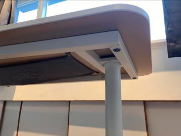 Ikea BEKANT hoekbureau LINKS 160x110 - afbeelding 4 Ikea BEKANT hoekbureau LINKS 160x110 - afbeelding 4