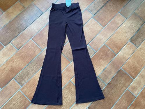 Nieuwe Broek bruin H&M maat XS / 34 met kaartjes, Kleding | Dames, Broeken en Pantalons, Nieuw, Maat 34 (XS) of kleiner, Bruin