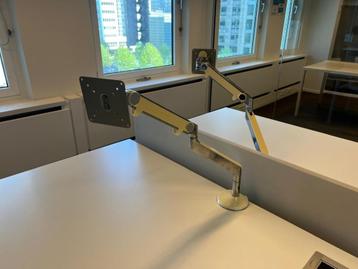 Ahrend-duo bureau slinger/monitor arm/stopcontact, 56 st - afbeelding 14 Ahrend-duo bureau slinger/monitor arm/stopcontact, 56 st - afbeelding 14