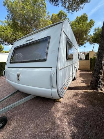 Tabbert da Vinci 525 bouwjaar 2007 met twee aparte bedden.