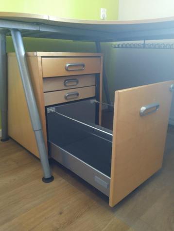 GALANT bureau (IKEA) - afbeelding 5 GALANT bureau (IKEA) - afbeelding 5