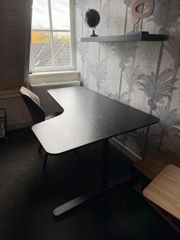 Ikea BEKANT Hoekbureau Zwart + Gratis Stoel - afbeelding 2 Ikea BEKANT Hoekbureau Zwart + Gratis Stoel - afbeelding 2