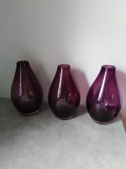 Paarse zware glazen vaas 3 stuks druppelvorm ovaal, Huis en Inrichting, Woonaccessoires | Vazen, Zo goed als nieuw, Overige kleuren