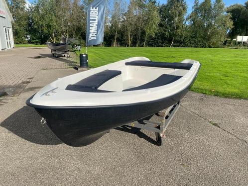 toer visboot lbbstyle, Watersport en Boten, Vis- en Consoleboten, Nieuw, Tot 10 pk, 3 tot 6 meter, Benzine, Buitenboordmotor, Polyester