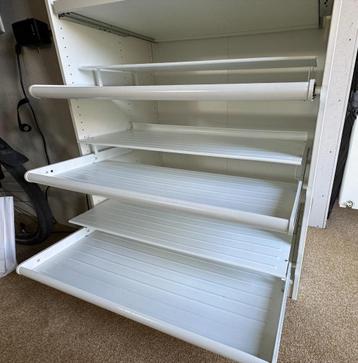 Ikea Pax (schoenen)kast, 100 x 58 x 236 cm - afbeelding 4 Ikea Pax (schoenen)kast, 100 x 58 x 236 cm - afbeelding 4