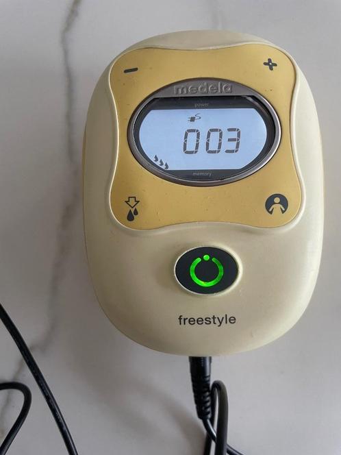 Medela Freestyle Dubbele elektrische Kolf, Kinderen en Baby's, Babyvoeding en Toebehoren, Gebruikt, Borstkolf, Ophalen