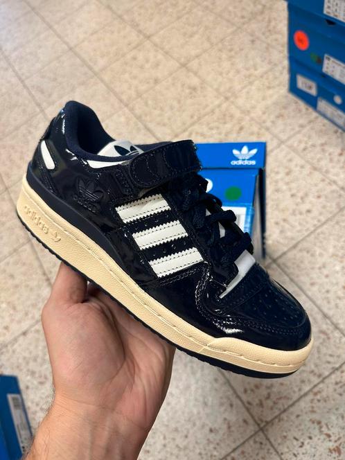 Adidas Forum 84 Low partij handel 26 stuks, Kleding | Heren, Schoenen, Nieuw, Overige kleuren, Ophalen