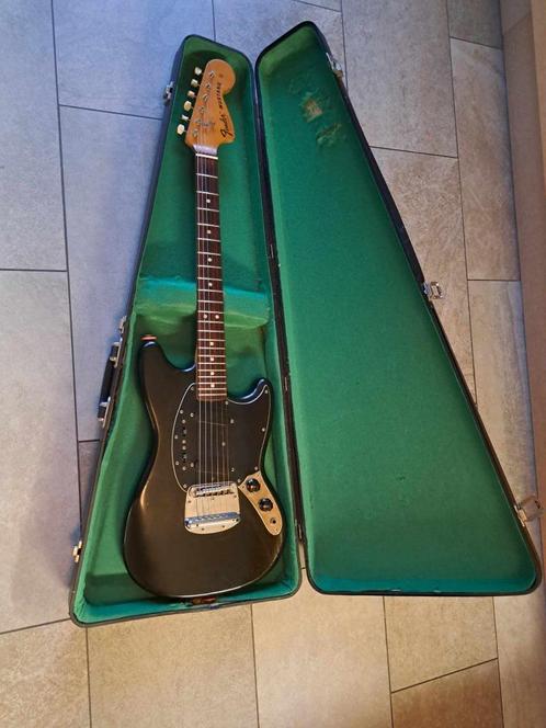 Fender Mustang 1974 100% originele staat, Muziek en Instrumenten, Snaarinstrumenten | Gitaren | Elektrisch, Zo goed als nieuw