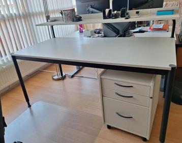 Ikea Effektiv Bureau Wit 80x160 hoogte aanpasbaar - afbeelding 1 Ikea Effektiv Bureau Wit 80x160 hoogte aanpasbaar - afbeelding 1