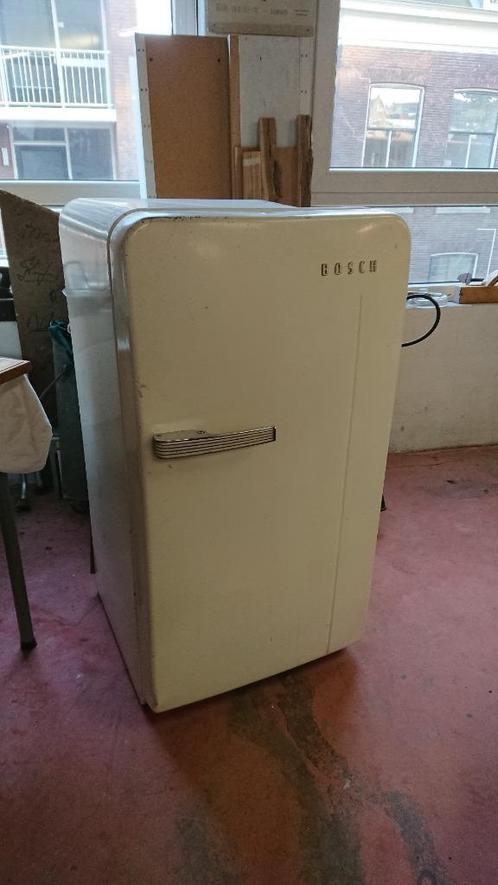originele jaren ’60 koelkast Bosch-bolbuik (werkend), Witgoed en Apparatuur, Koelkasten en IJskasten, Ophalen