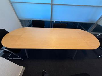Ikea Galant Vergadertafel 6 personen - Bezorg mogelijk (€40) - afbeelding 2 Ikea Galant Vergadertafel 6 personen - Bezorg mogelijk (€40) - afbeelding 2