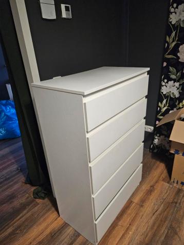 Ikea Malm ladekast, 5 lades - nette staat - afbeelding 2 Ikea Malm ladekast, 5 lades - nette staat - afbeelding 2