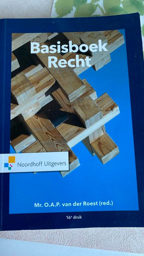 O.A.P. van der Roest - Basisboek Recht, Boeken, Wetenschap, Zo goed als nieuw, Ophalen of Verzenden