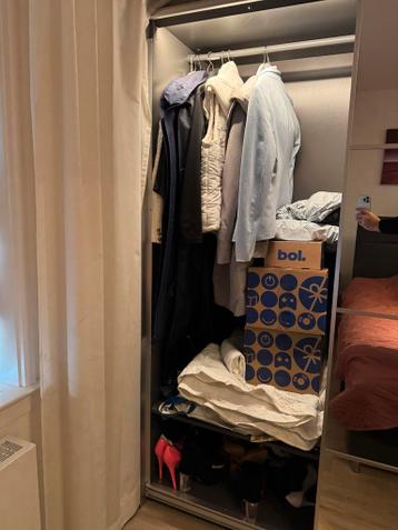 IKEA PAX Kast – Verlichting, Broekenhanger & Sieradenlade - afbeelding 5 IKEA PAX Kast – Verlichting, Broekenhanger & Sieradenlade - afbeelding 5