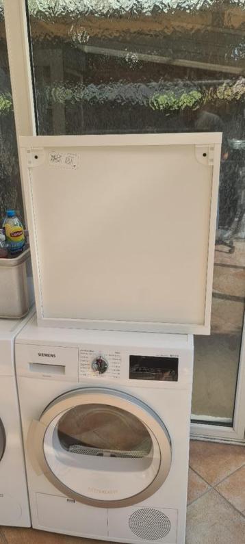 Ikea BESTÅ Kastencombinatie voor wandmontage, wit/lichtgroen - afbeelding 4 Ikea BESTÅ Kastencombinatie voor wandmontage, wit/lichtgroen - afbeelding 4