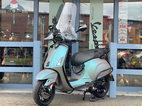 Vespa Sprint S50 45km Opaco Aqua Chameleon, Fietsen en Brommers, Brommers | Vespa