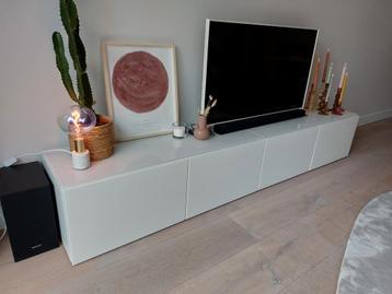 Ikea Besta TV Meubel met Glazen Plaat - afbeelding 5 Ikea Besta TV Meubel met Glazen Plaat - afbeelding 5