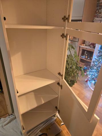 IKEA Besta vitrinekast te koop! - afbeelding 3 IKEA Besta vitrinekast te koop! - afbeelding 3