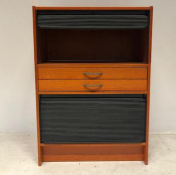 IKEA EFFECTIV Kast met rolluiken - afbeelding 1 IKEA EFFECTIV Kast met rolluiken - afbeelding 1