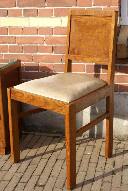 Brocante - Nostalgische stoel!, Huis en Inrichting, Stoelen, Gebruikt, Eén, Hout, Stof, Ophalen