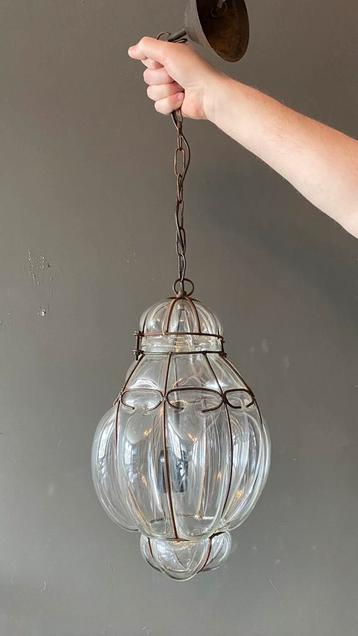 Brocante hanglamp van Venetiaans geblazen glas 
