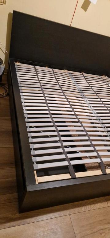 Bedframe ikea malm 180x200 zwart met lattenbodems - afbeelding 2 Bedframe ikea malm 180x200 zwart met lattenbodems - afbeelding 2