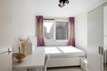 Mutiple waredrobes and beds are available in Rotterdam - afbeelding 8 Mutiple waredrobes and beds are available in Rotterdam - afbeelding 8