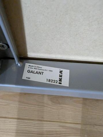 Bureau, verlengt (Galant, IKEA) - afbeelding 9 Bureau, verlengt (Galant, IKEA) - afbeelding 9