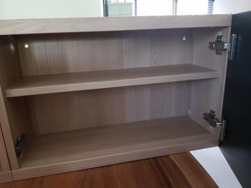 2 Ikea Besta wandkast 60x38x20 cm grenen / hoogglans zwart - afbeelding 6 2 Ikea Besta wandkast 60x38x20 cm grenen / hoogglans zwart - afbeelding 6