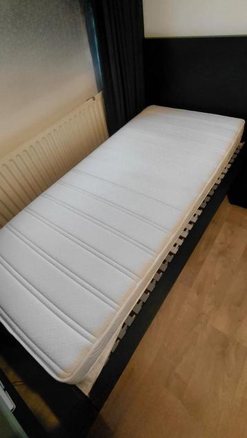 IKEA Malm Eenpersoonsbed - afbeelding 5 IKEA Malm Eenpersoonsbed - afbeelding 5
