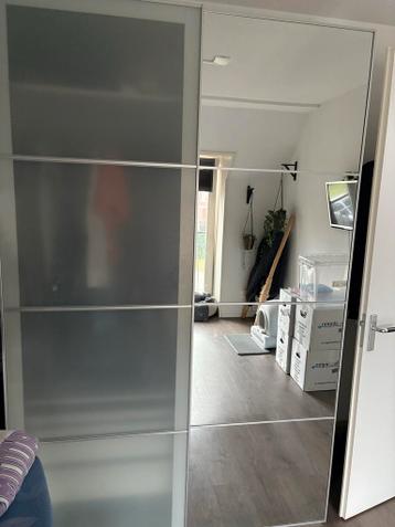 IKEA Pax Kastdeuren 2x75cm - Spiegel & Transparant - afbeelding 3 IKEA Pax Kastdeuren 2x75cm - Spiegel & Transparant - afbeelding 3
