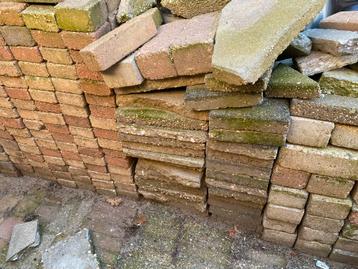 Tuinstenen in verschillende maten - Gebruikt