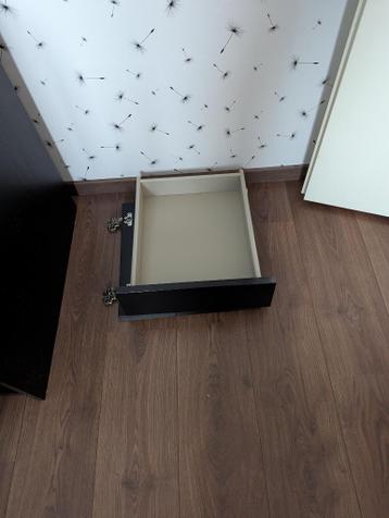 Bureau Malm - afbeelding 8 Bureau Malm - afbeelding 8