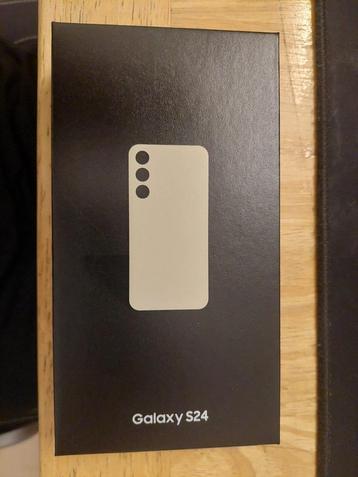 SAMSUNG Galaxy S24 5G - 128 GB Amber Geel - nieuw in doos!!!