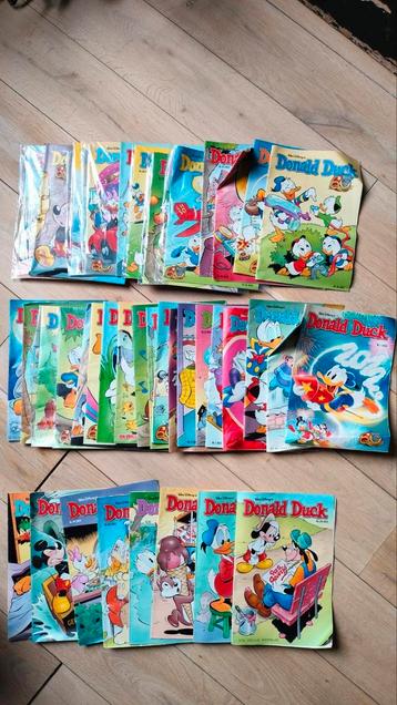 39 Donald Duck's uit 2011, 2012 en 2013, 19 ct. per stuk!!!