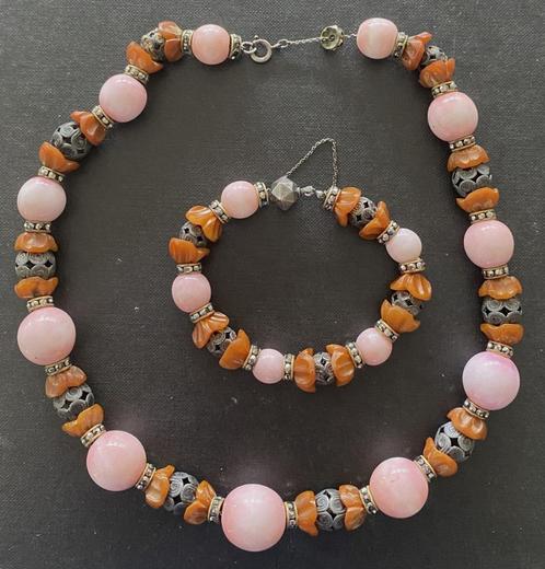 Collier en armband, Sieraden, Tassen en Uiterlijk, Kettingen, Gebruikt, Overige materialen, Roze, Met edelsteen, Ophalen