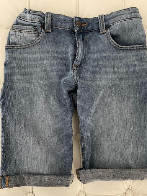 Jeans broek blauw de prijs is inclusief de verzendkosten, Kinderen en Baby's, Kinderkleding | Maat 152, Zo goed als nieuw, Jongen